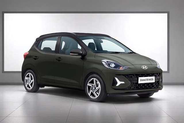 Hyundai Grand I10 Nios Black / Spark Green (dual Tone) Color Image